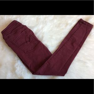 💥SOLD💥 Maroon Bullhead Jeans